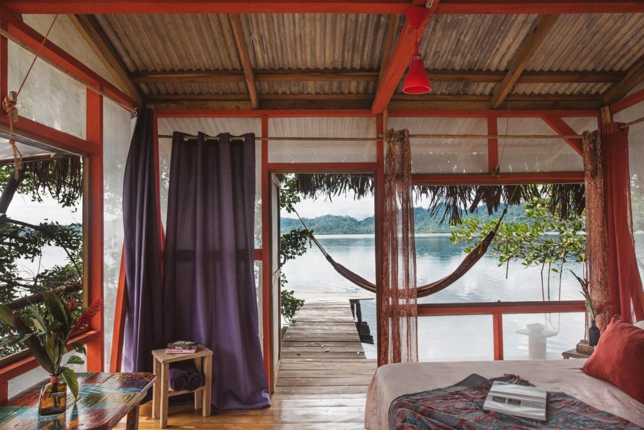 Cocovivo Hotel Bocas Town Exterior photo